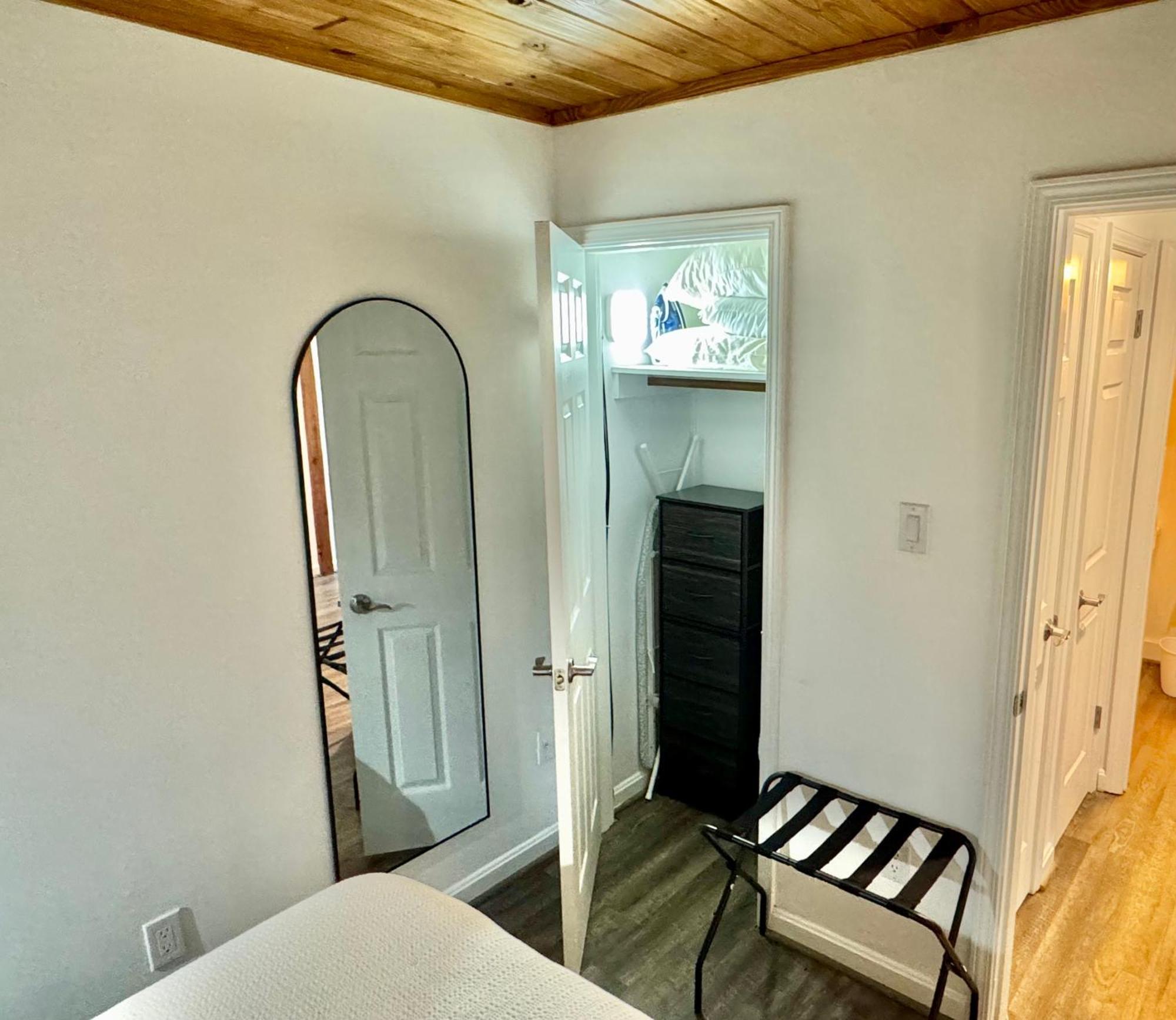 The Sugar Suite - Renovated With A View! Ac! Pool, Hot Tub, Sauna, Gym, Ev Sugar Mountain Exterior photo