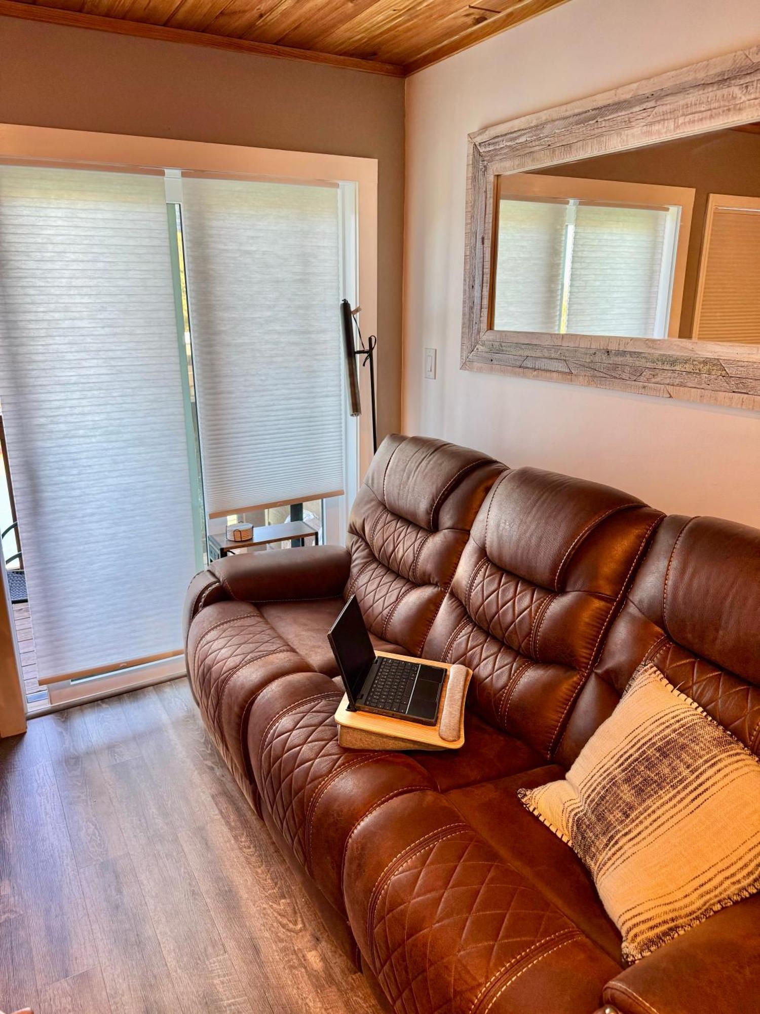 The Sugar Suite - Renovated With A View! Ac! Pool, Hot Tub, Sauna, Gym, Ev Sugar Mountain Exterior photo