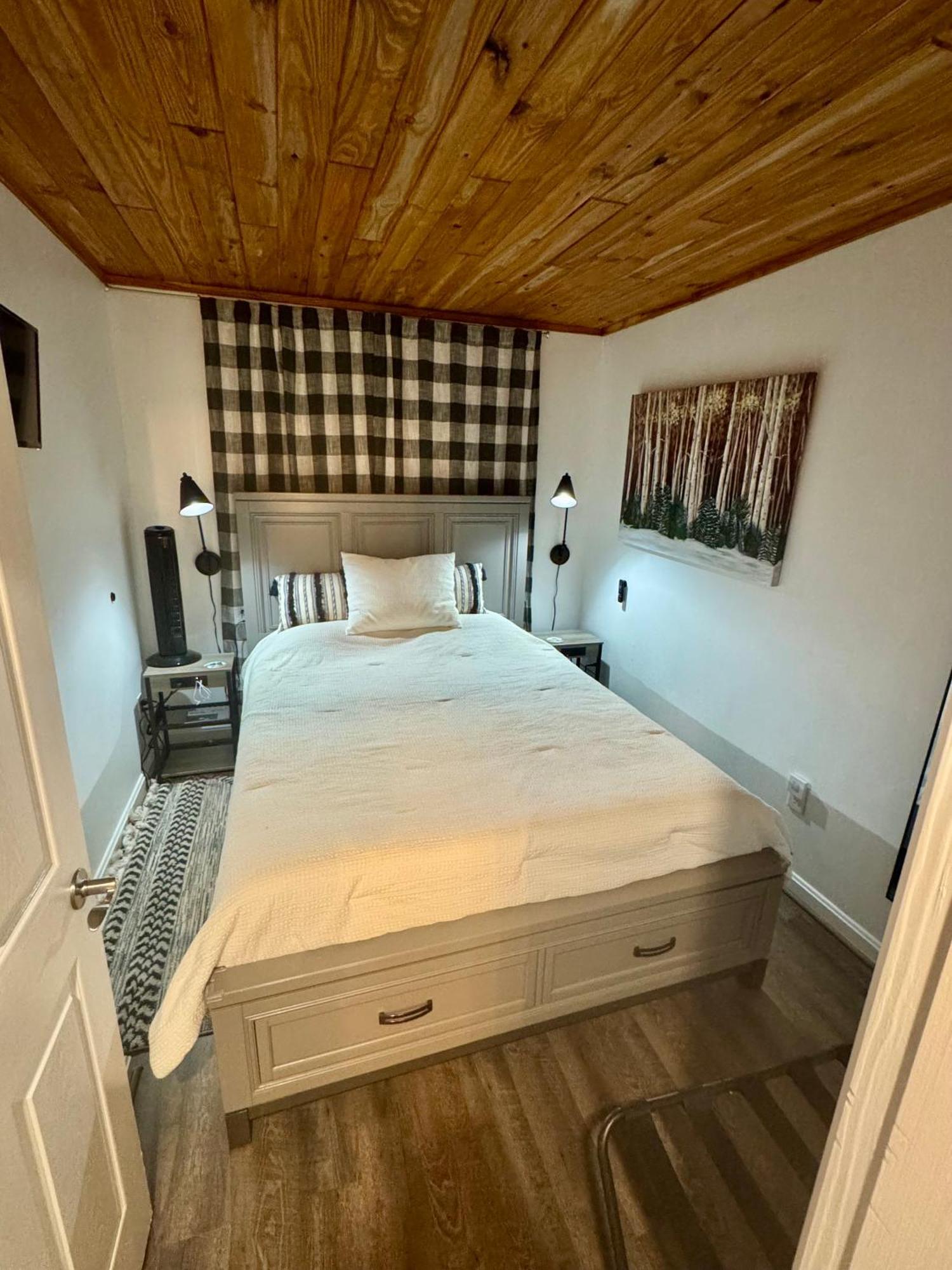 The Sugar Suite - Renovated With A View! Ac! Pool, Hot Tub, Sauna, Gym, Ev Sugar Mountain Exterior photo