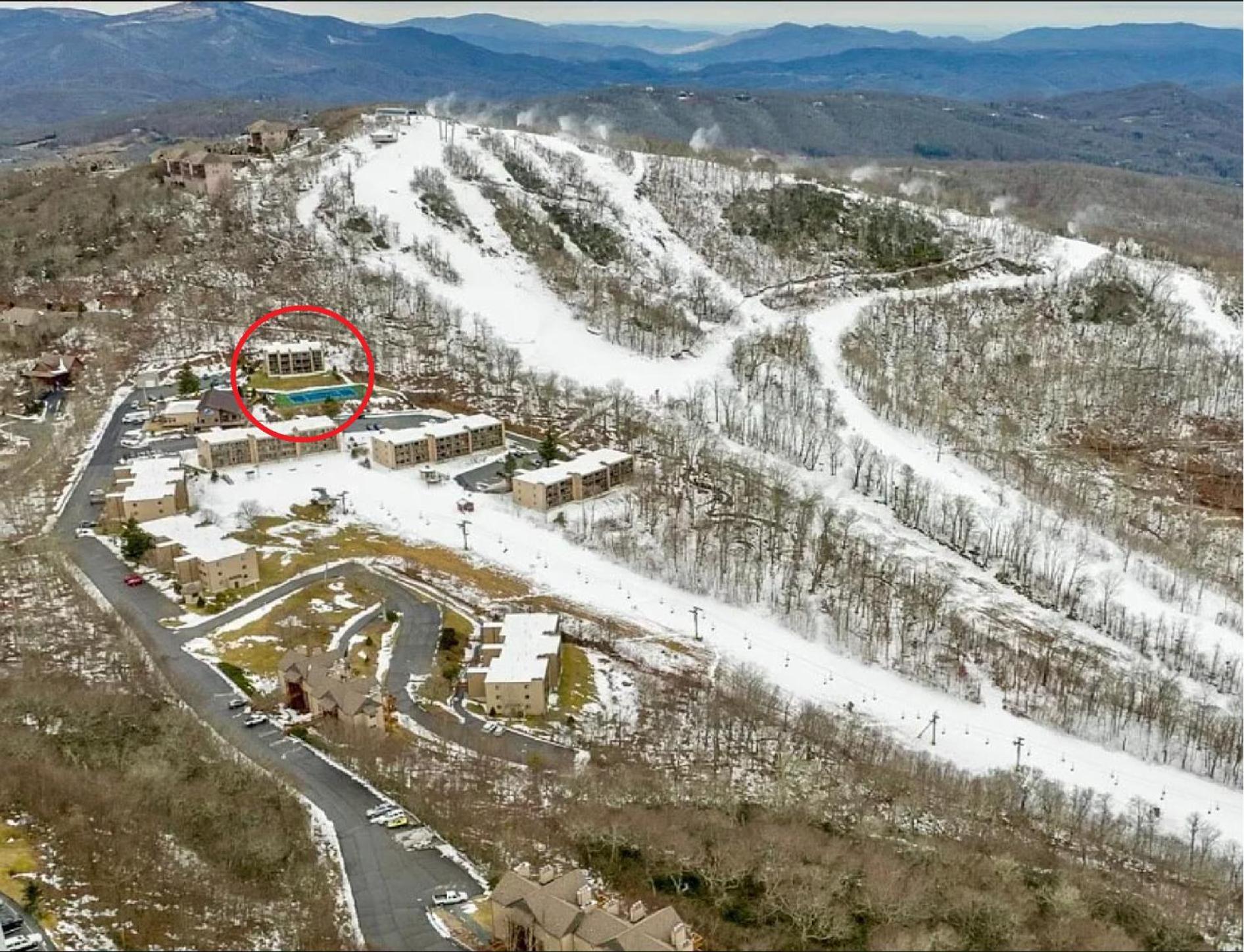 The Sugar Suite - Renovated With A View! Ac! Pool, Hot Tub, Sauna, Gym, Ev Sugar Mountain Exterior photo
